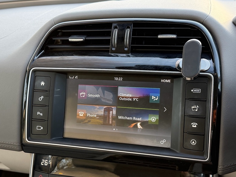 Jaguar d Portfolio Saloon 2.0 Automatic Diesel