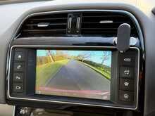 Jaguar XE d Portfolio