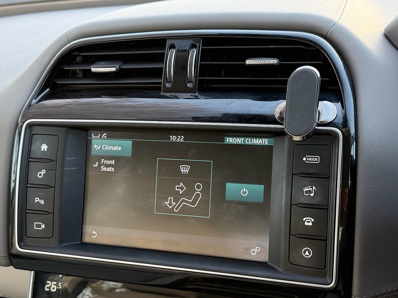 Jaguar d Portfolio Saloon 2.0 Automatic Diesel