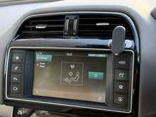 Jaguar XE d Portfolio