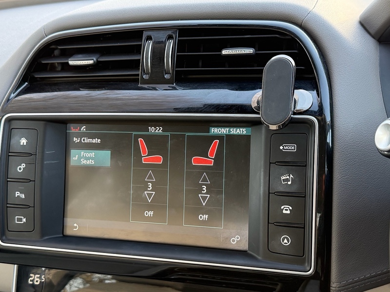 Jaguar d Portfolio Saloon 2.0 Automatic Diesel