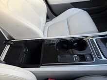 Jaguar XE d Portfolio