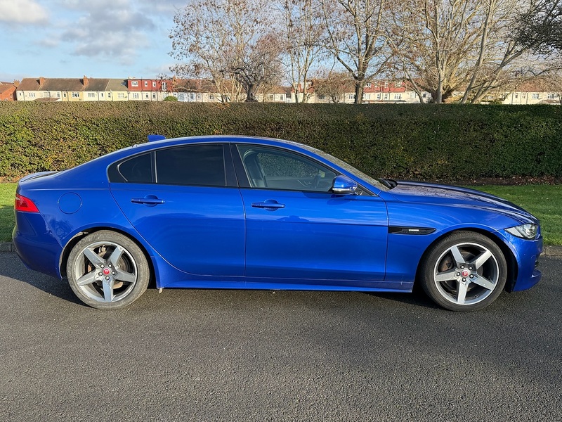 Jaguar d R-Sport Saloon 2.0 Manual Diesel