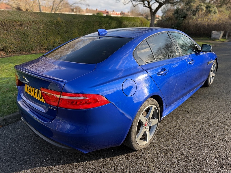 Jaguar d R-Sport Saloon 2.0 Manual Diesel