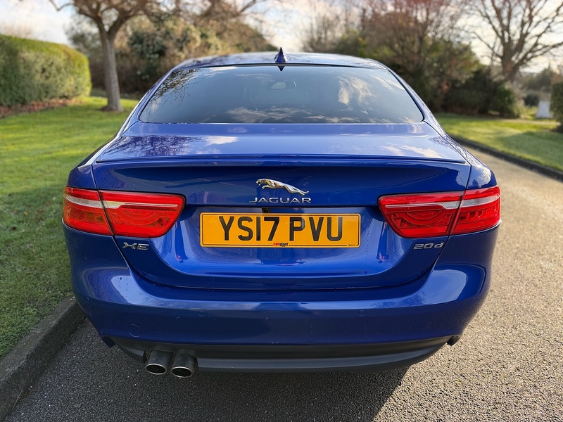 Jaguar d R-Sport Saloon 2.0 Manual Diesel