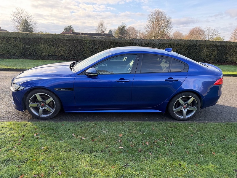 Jaguar d R-Sport Saloon 2.0 Manual Diesel