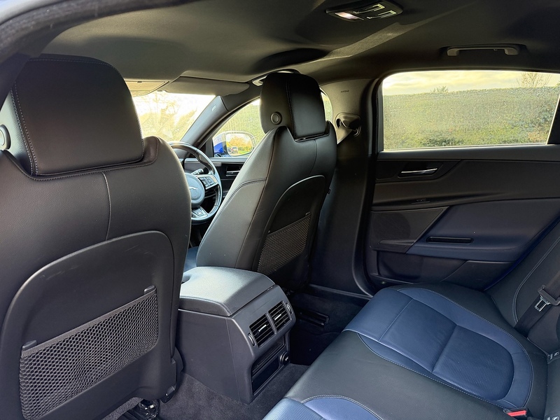 Jaguar d R-Sport Saloon 2.0 Manual Diesel