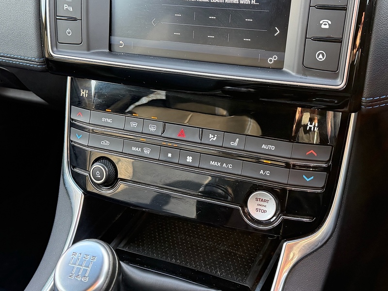 Jaguar d R-Sport Saloon 2.0 Manual Diesel