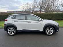 Hyundai KONA T-GDi MHEV SE Connect