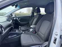 Hyundai KONA T-GDi MHEV SE Connect