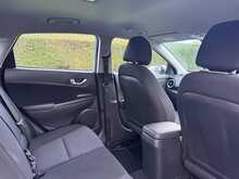 Hyundai KONA T-GDi MHEV SE Connect