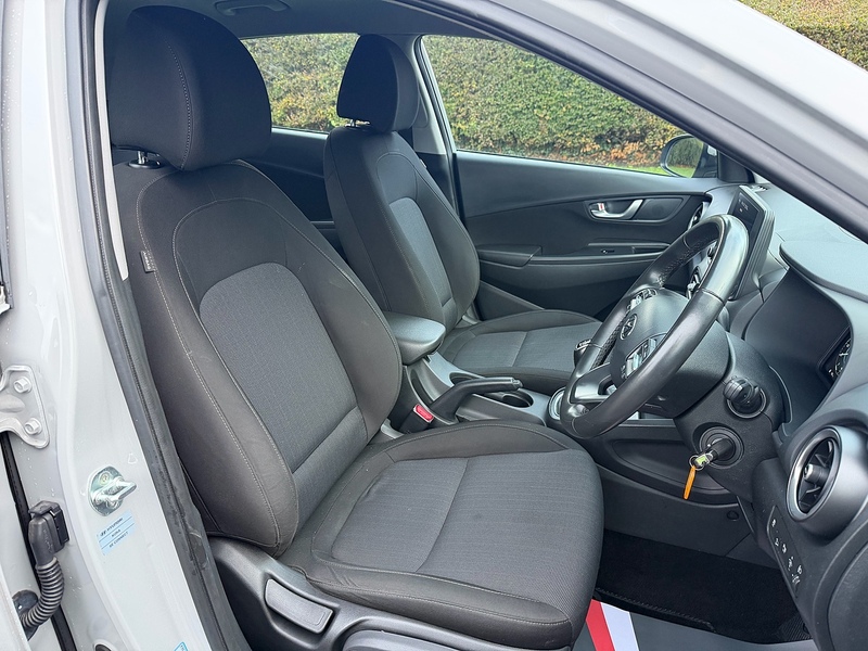 Hyundai 1.0 T-GDi MHEV SE Connect SUV 5dr Petrol Hybrid Manual Euro 6 (s/s) (120 ps)