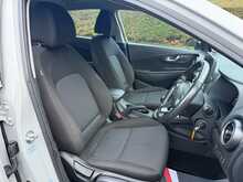 Hyundai KONA T-GDi MHEV SE Connect