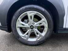 Hyundai KONA T-GDi MHEV SE Connect