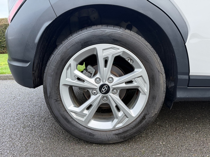 Hyundai 1.0 T-GDi MHEV SE Connect SUV 5dr Petrol Hybrid Manual Euro 6 (s/s) (120 ps)