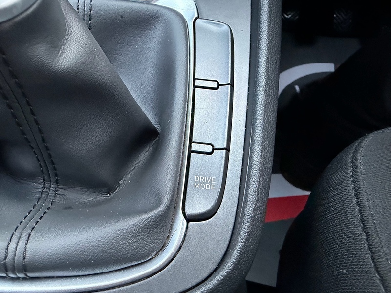 Hyundai 1.0 T-GDi MHEV SE Connect SUV 5dr Petrol Hybrid Manual Euro 6 (s/s) (120 ps)