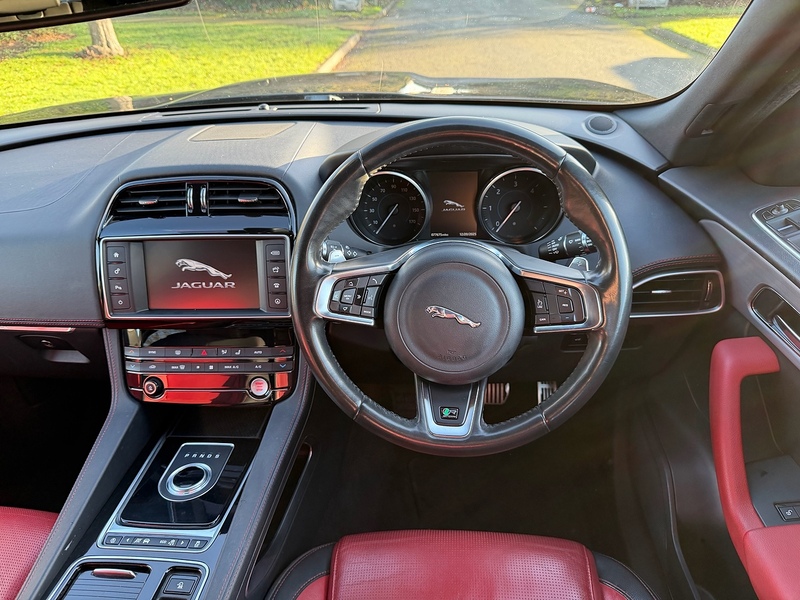 Jaguar D180 R-Sport SUV 2.0 Automatic Diesel