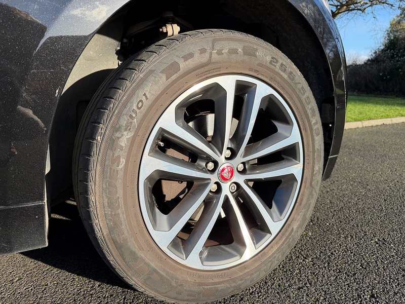 Jaguar D180 R-Sport SUV 2.0 Automatic Diesel