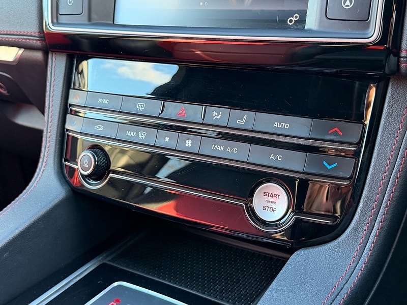 Jaguar D180 R-Sport SUV 2.0 Automatic Diesel