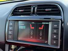 Jaguar F-PACE D180 R-Sport