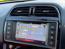 Jaguar F-PACE D180 R-Sport