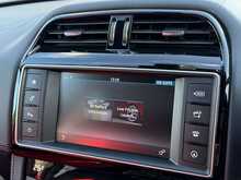 Jaguar F-PACE D180 R-Sport