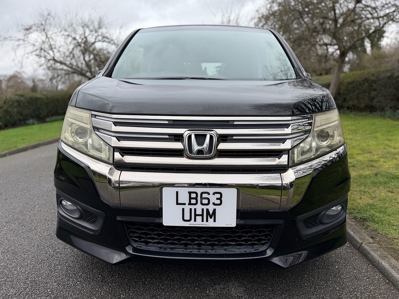 Honda Stepwagon Estate 2.0 Automatic Petrol