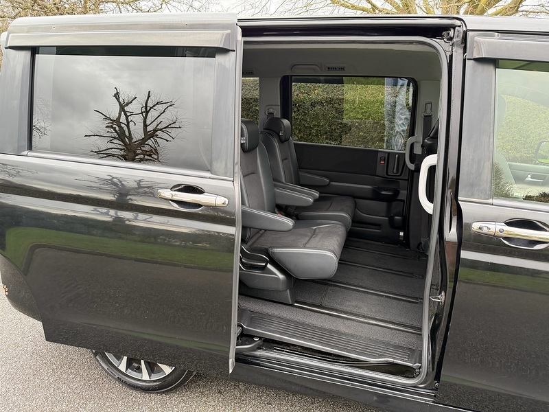 Honda Stepwagon Estate 2.0 Automatic Petrol