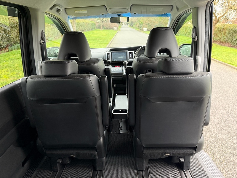 Honda Stepwagon Estate 2.0 Automatic Petrol