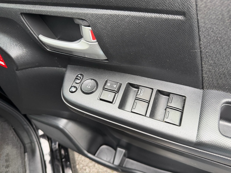 Honda Stepwagon Estate 2.0 Automatic Petrol