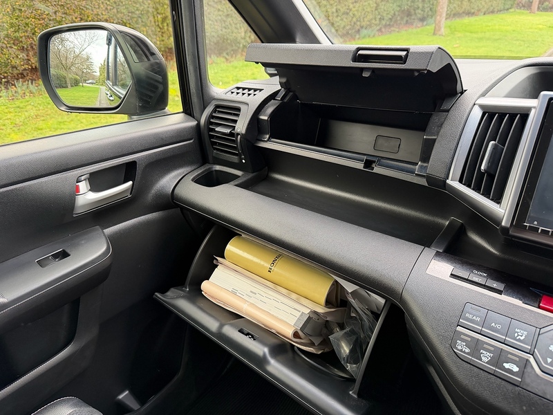 Honda Stepwagon Estate 2.0 Automatic Petrol