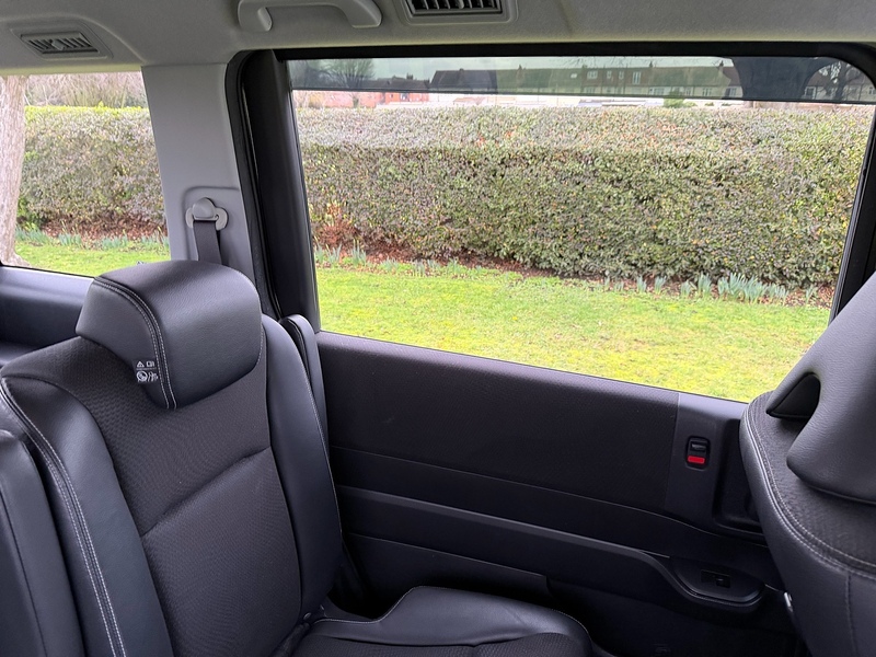 Honda Stepwagon Estate 2.0 Automatic Petrol