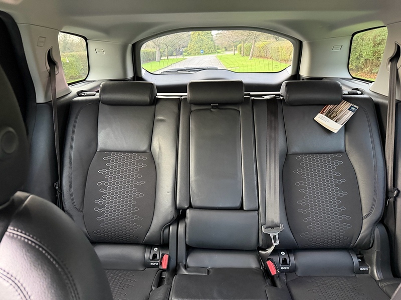 Land Rover eD4 SE Tech SUV 2.0 Manual Diesel