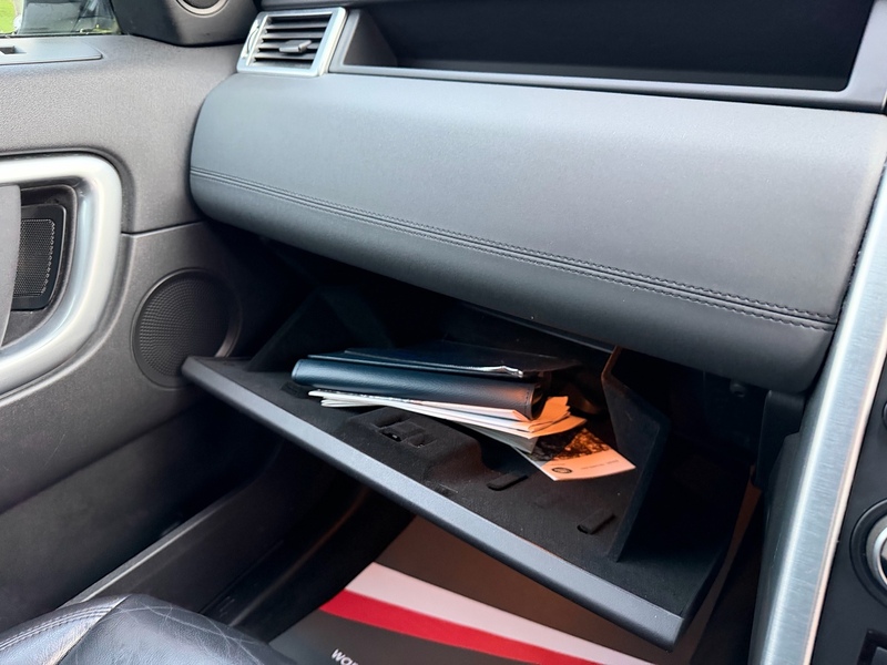 Land Rover eD4 SE Tech SUV 2.0 Manual Diesel