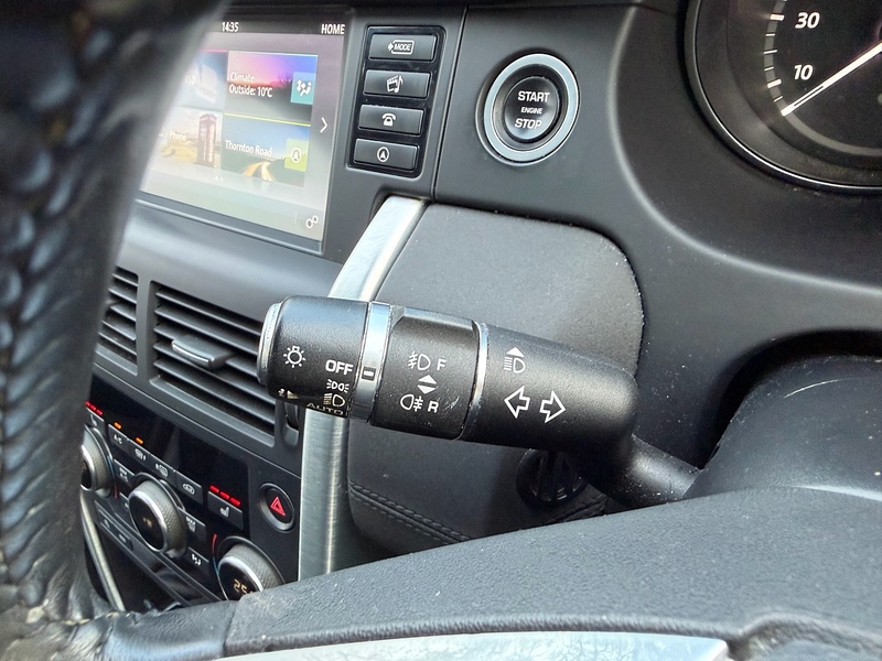 Land Rover eD4 SE Tech SUV 2.0 Manual Diesel