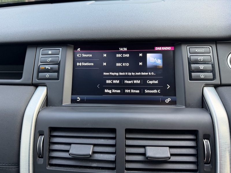 Land Rover eD4 SE Tech SUV 2.0 Manual Diesel