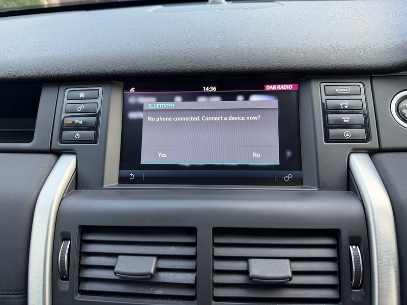 Land Rover eD4 SE Tech SUV 2.0 Manual Diesel