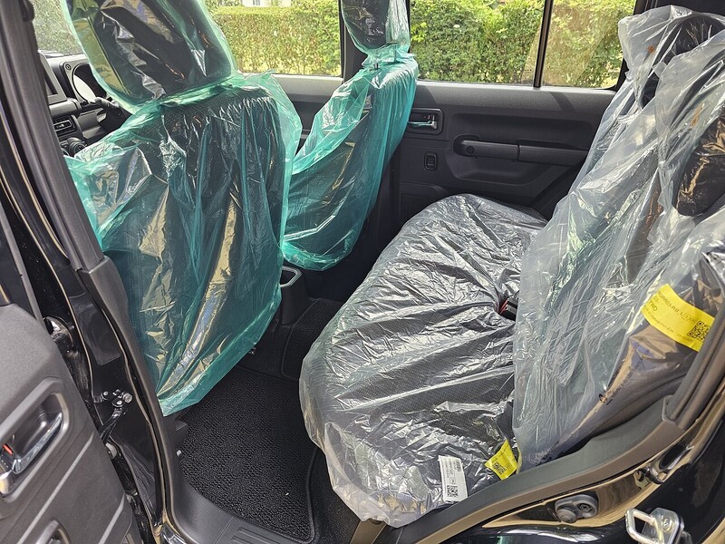 Suzuki 1.5 SZ5 NOMADE 5 DOOR AUTOMATIC