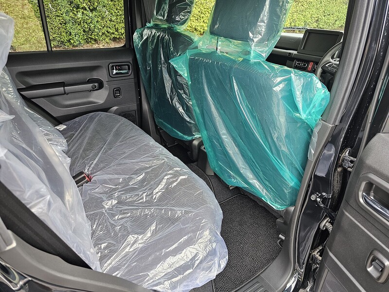 Suzuki 1.5 SZ5 NOMADE 5 DOOR AUTOMATIC