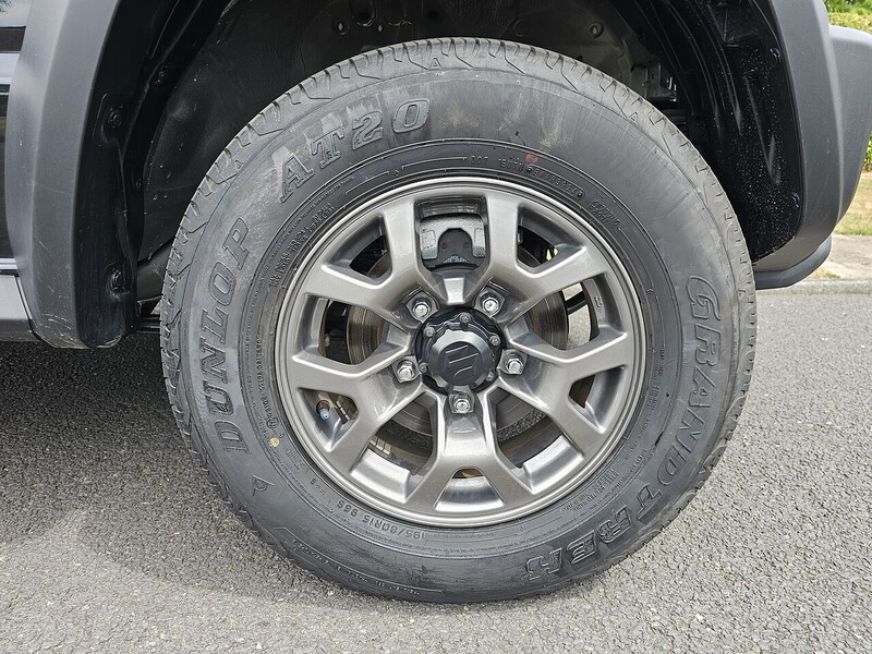 Suzuki 1.5 SZ5 NOMADE 5 DOOR AUTOMATIC