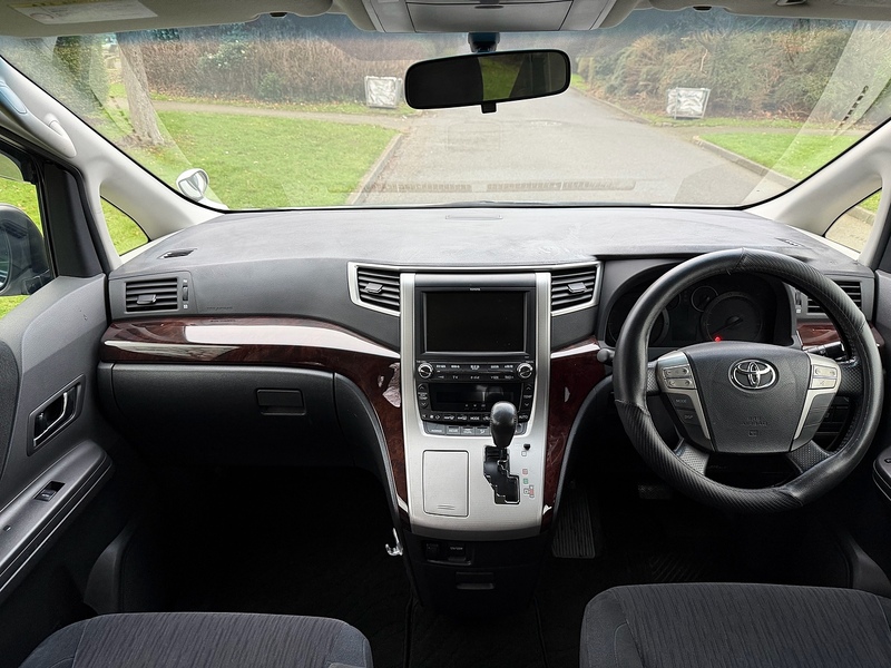 Toyota 8 Seat 2.4 5dr MPV Automatic Petrol Hybrid