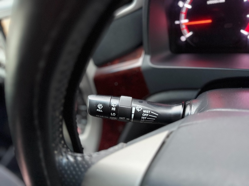 Toyota 8 Seat 2.4 5dr MPV Automatic Petrol Hybrid