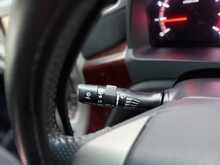 Toyota Vellfire 8 Seat 