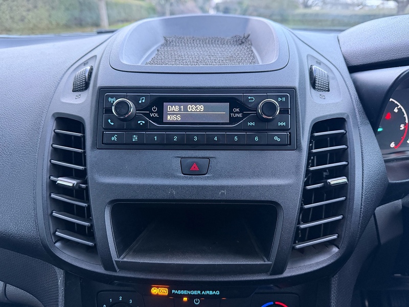 Ford 1.5 220 EcoBlue Crew Van Double Cab 6dr Diesel Manual L1 Euro 6 (s/s) (75 ps)