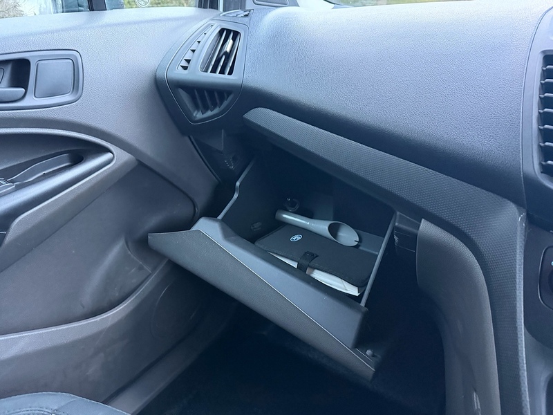 Ford 1.5 220 EcoBlue Crew Van Double Cab 6dr Diesel Manual L1 Euro 6 (s/s) (75 ps)