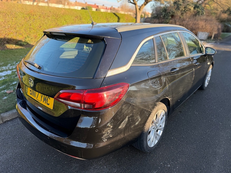 Vauxhall i Design Estate 1.4 Manual Petrol