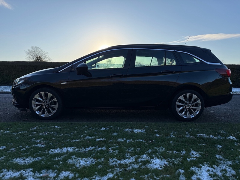 Vauxhall i Design Estate 1.4 Manual Petrol