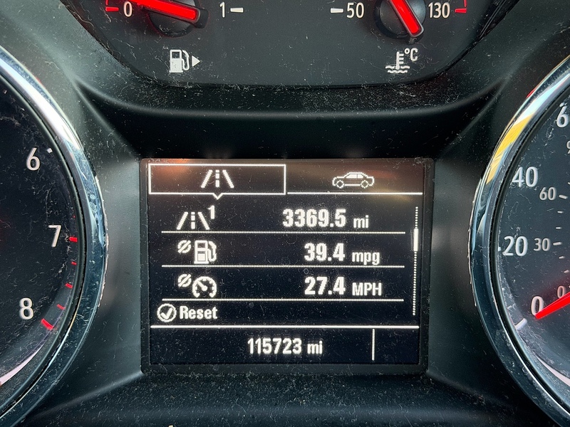 Vauxhall i Design Estate 1.4 Manual Petrol