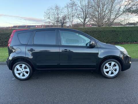 1.6 16V Tekna Hatchback 5dr Petrol Auto Euro 4 (110 ps)