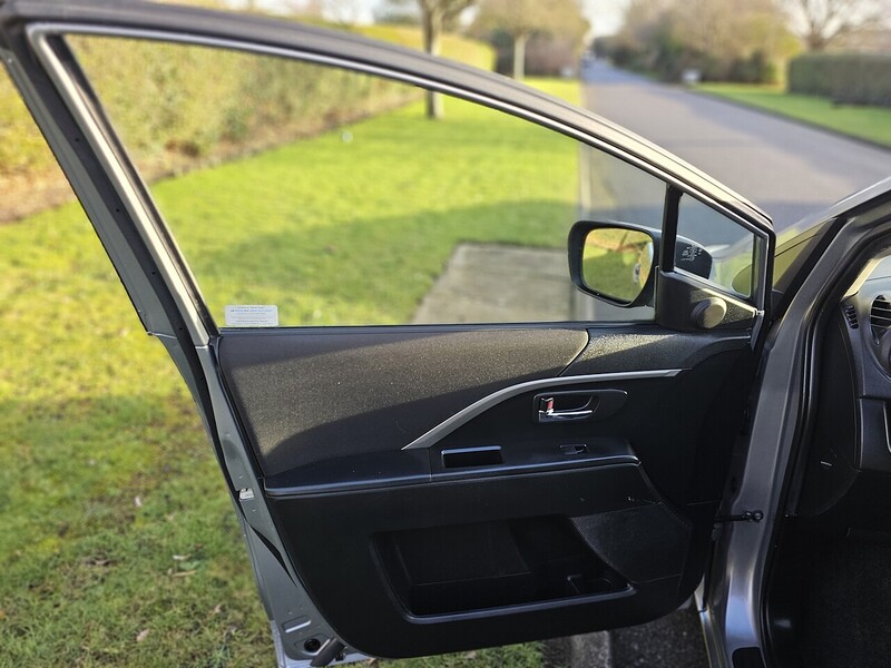 Mazda TS2 MPV 2.0 Manual Petrol